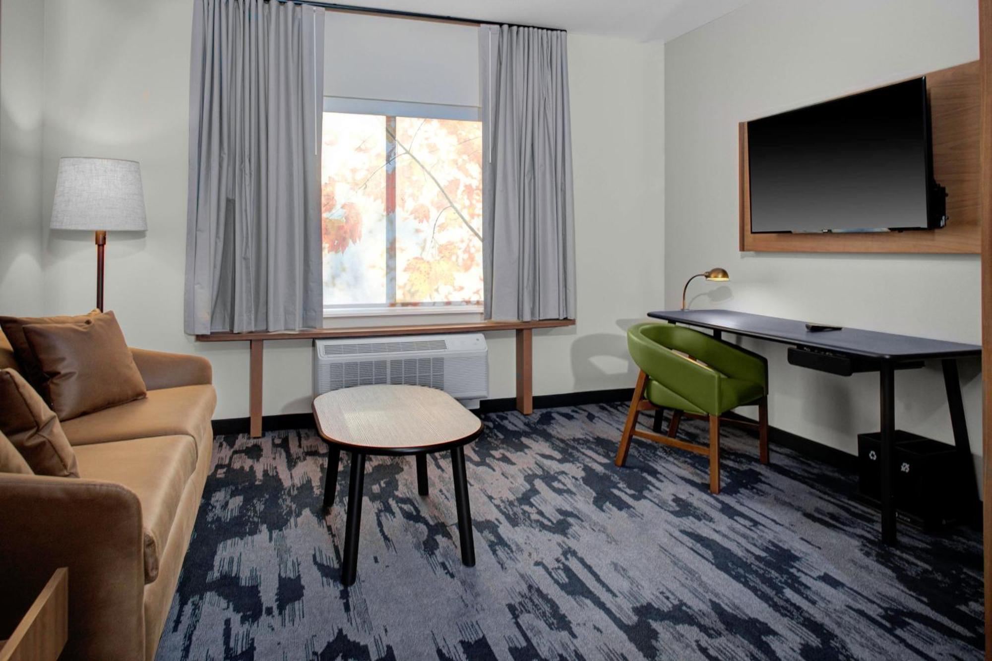 Fairfield Inn & Suites By Marriott Roanoke Salem Bagian luar foto